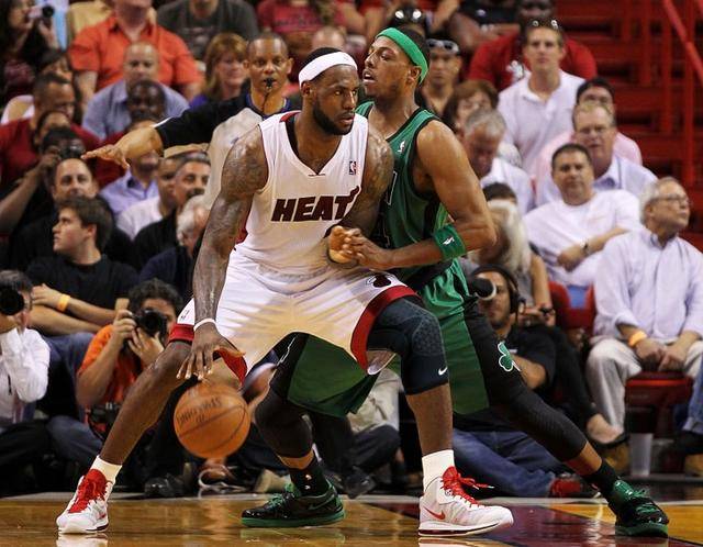 队时加强防 队时加强防