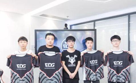 团战打出控
